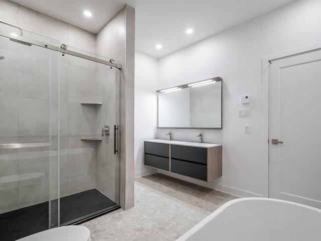 Salle de bains attenante à la CCP