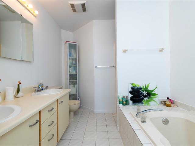 Salle de bains attenante à la CCP