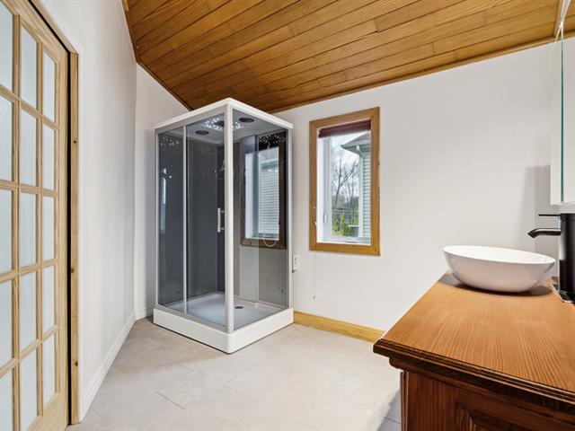Salle de bains attenante à la CCP