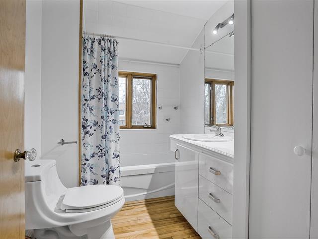 Maison à étages à vendre, Montréal (Ahuntsic-Cartierville)