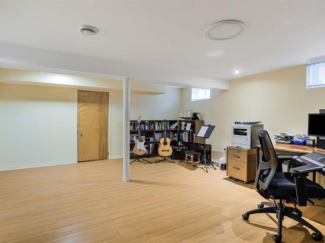 Maison à étages à vendre, Montréal (Ahuntsic-Cartierville)