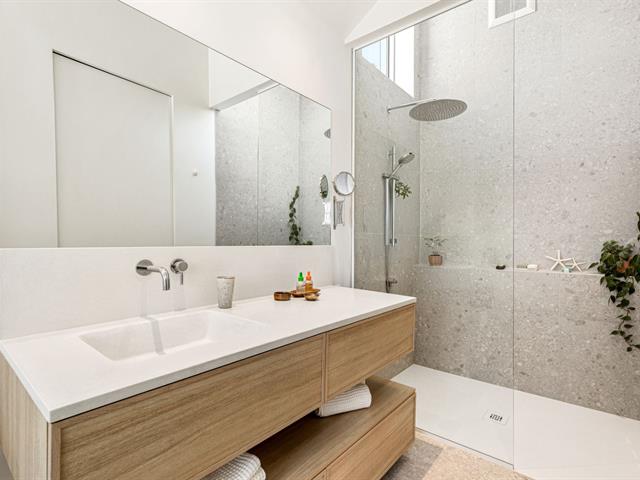 Salle de bains attenante à la CCP