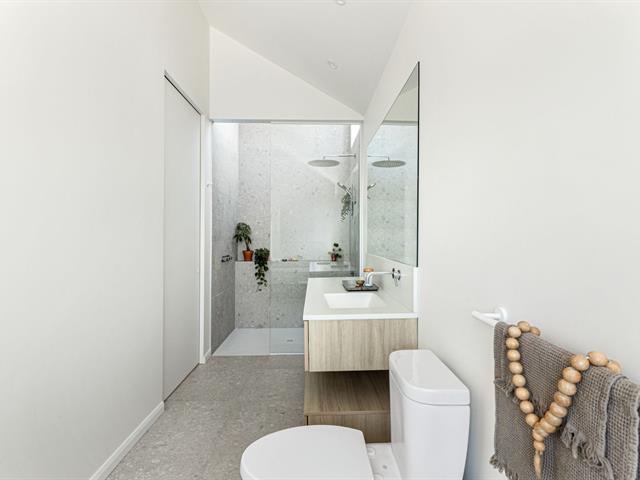 Salle de bains attenante à la CCP