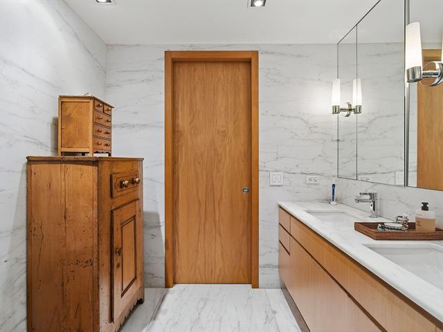Salle de bains attenante à la CCP