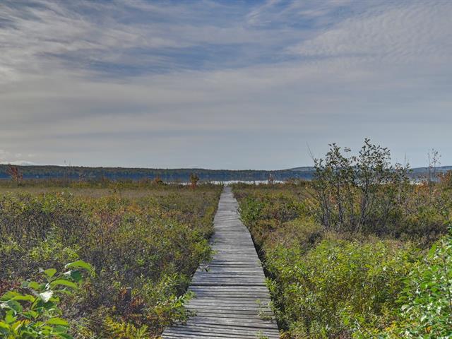 Accès au plan d'eau