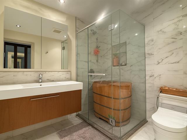 Salle de bains attenante à la CCP