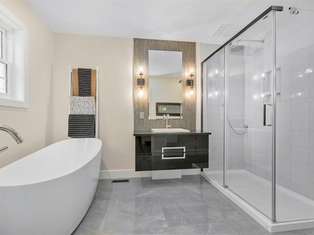 Salle de bains attenante à la CCP