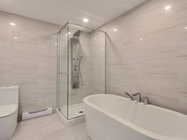 Salle de bains attenante à la CCP