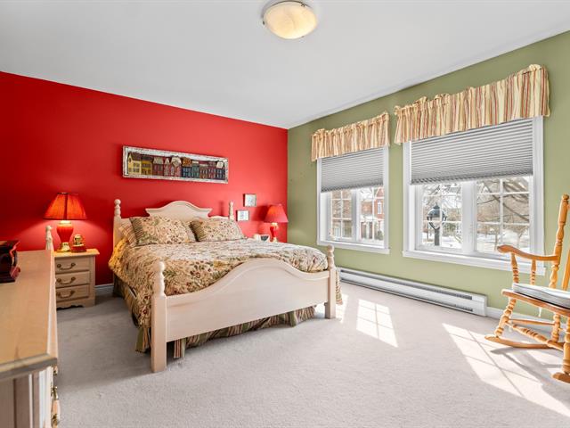 Maison à étages à vendre, Montréal (Saint-Laurent)