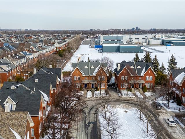 Maison à étages à vendre, Montréal (Saint-Laurent)