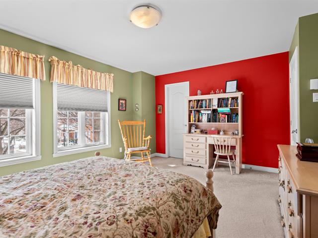 Maison à étages à vendre, Montréal (Saint-Laurent)