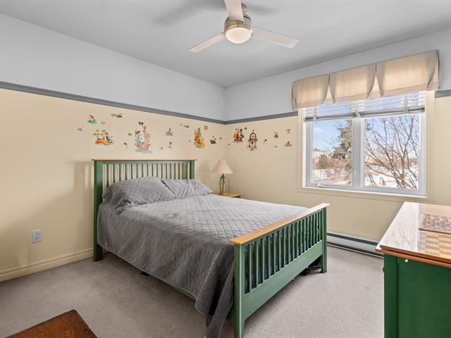 Maison à étages à vendre, Montréal (Saint-Laurent)