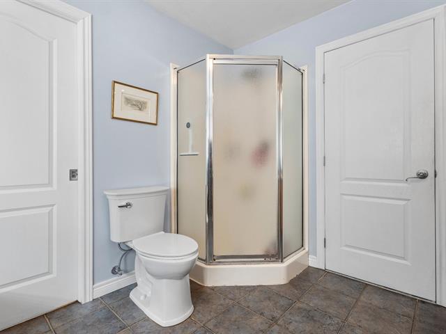 Maison à étages à vendre, Montréal (Saint-Laurent)