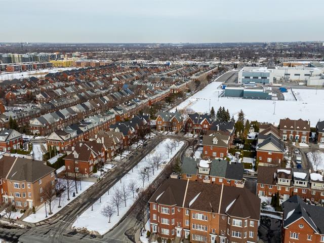 Maison à étages à vendre, Montréal (Saint-Laurent)