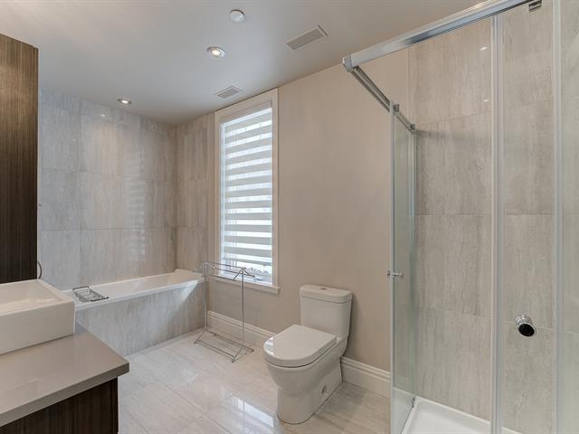 Salle de bains attenante à la CCP