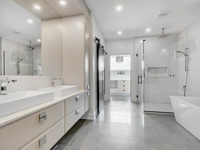 Salle de bains attenante à la CCP