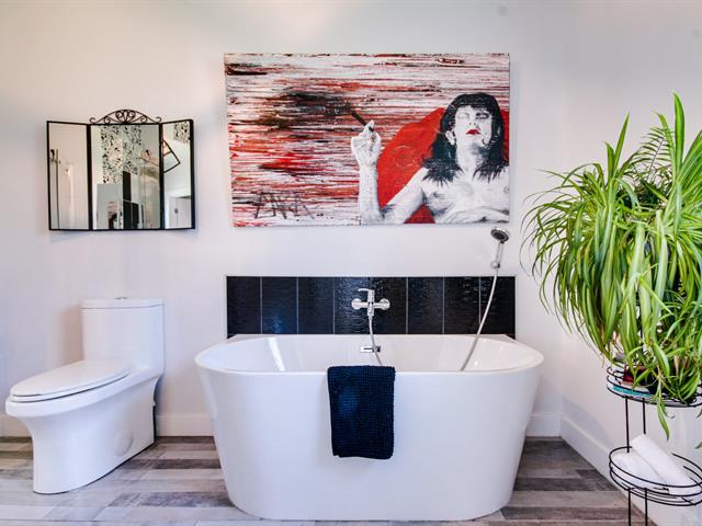 Salle de bains attenante à la CCP