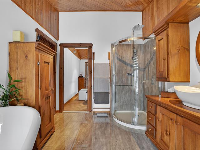 Salle de bains attenante à la CCP