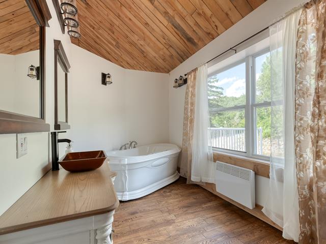 Salle de bains attenante à la CCP