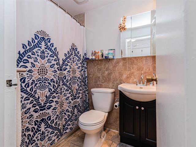 Quadruplex à vendre, Montréal (Ahuntsic-Cartierville)