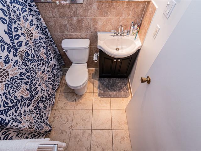 Quadruplex à vendre, Montréal (Ahuntsic-Cartierville)