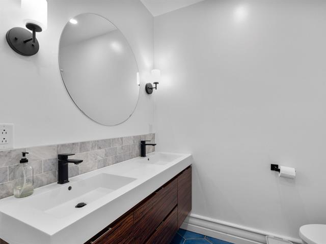 Salle de bains attenante à la CCP
