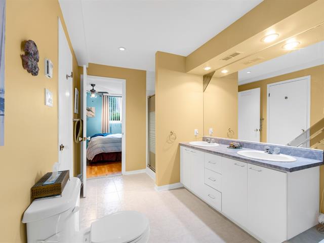 Salle de bains attenante à la CCP