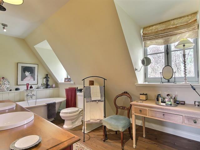 Salle de bains attenante à la CCP