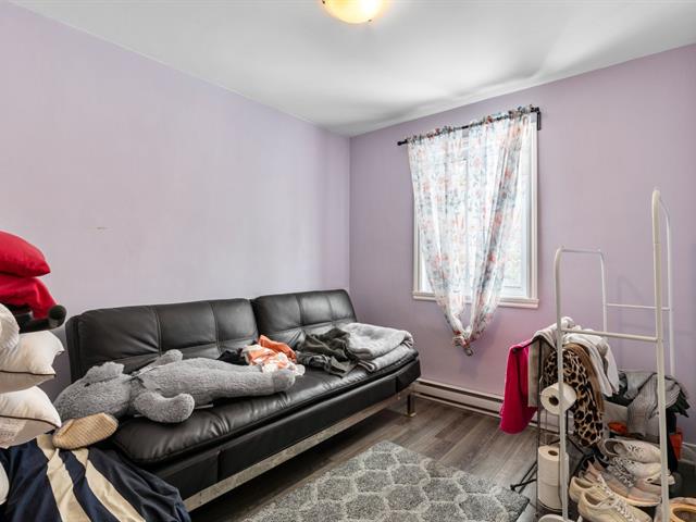 Triplex vendu, Montréal (Anjou)