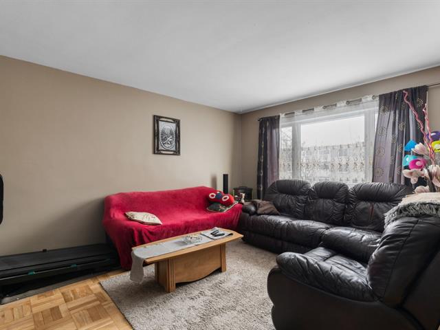 Triplex vendu, Montréal (Anjou)