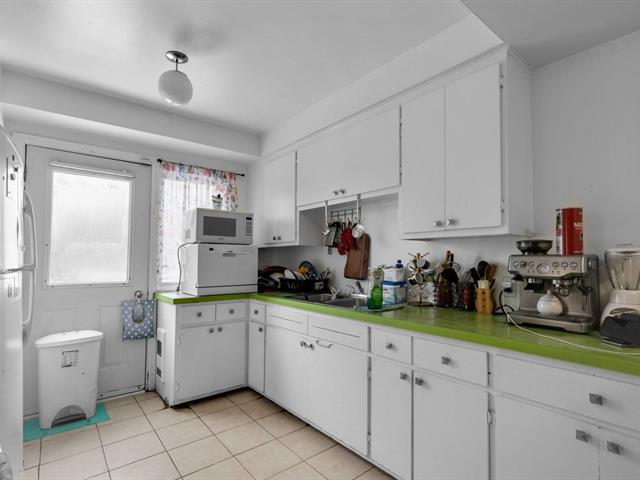Triplex vendu, Montréal (Anjou)