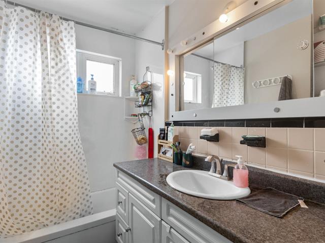 Triplex vendu, Montréal (Anjou)