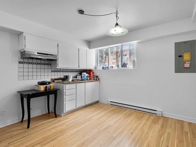 Triplex vendu, Montréal (Anjou)