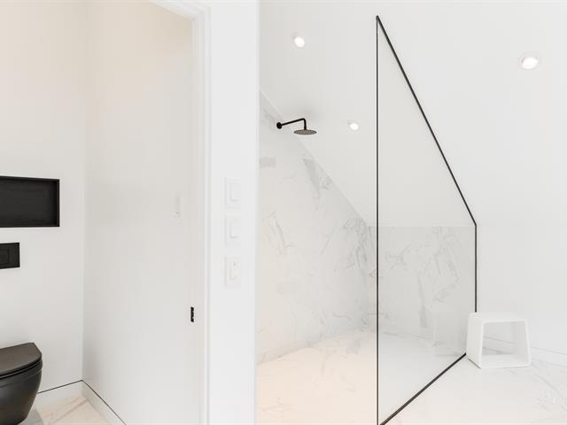 Salle de bains attenante à la CCP