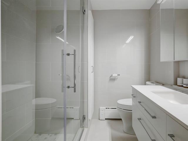 Salle de bains attenante à la CCP