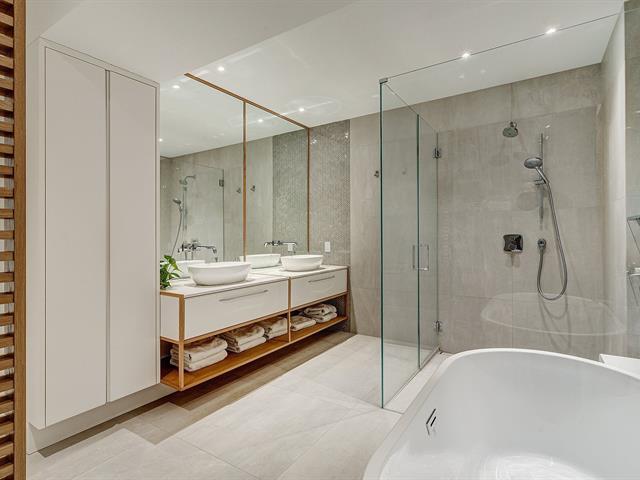 Salle de bains attenante à la CCP