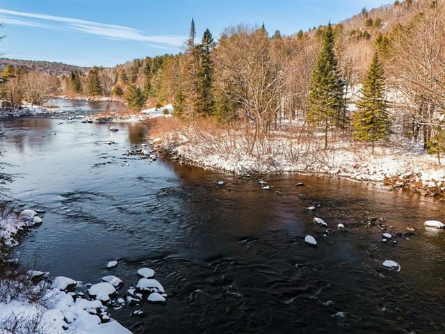 Vue sur l'eau