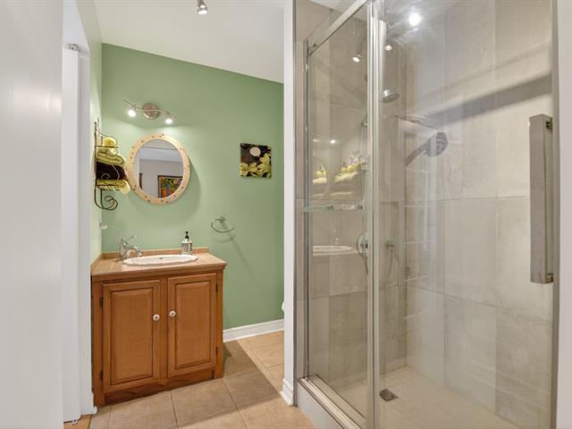 Salle de bains attenante à la CCP