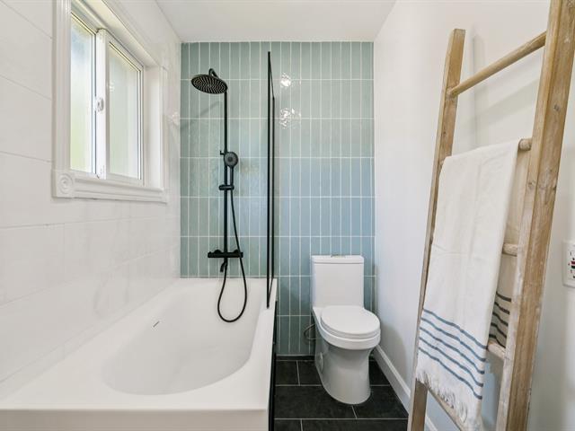 Salle de bains attenante à la CCP