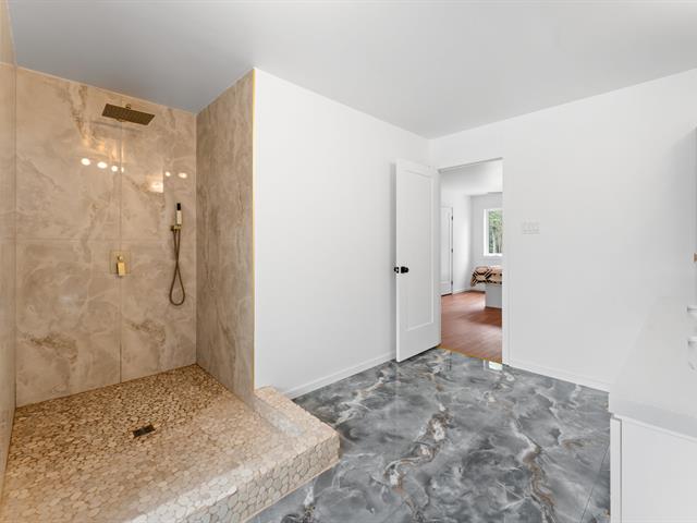 Salle de bains attenante à la CCP