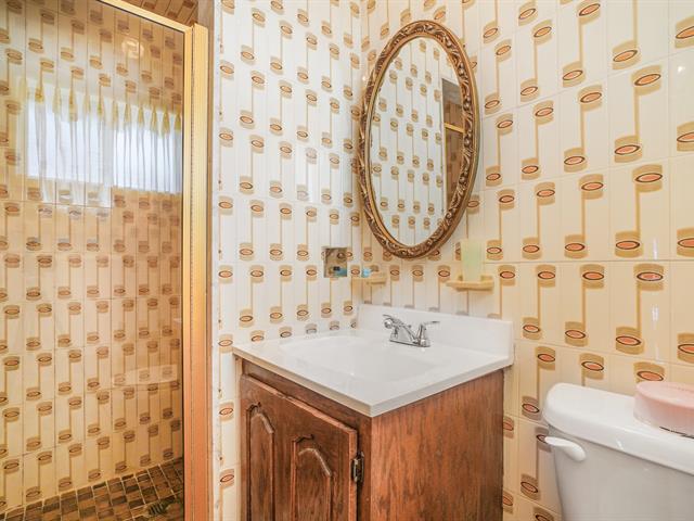 Salle de bains attenante à la CCP