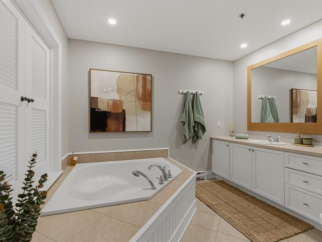 Salle de bains attenante à la CCP