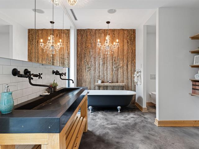 Salle de bains attenante à la CCP