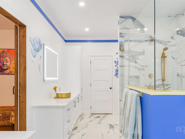 Salle de bains attenante à la CCP