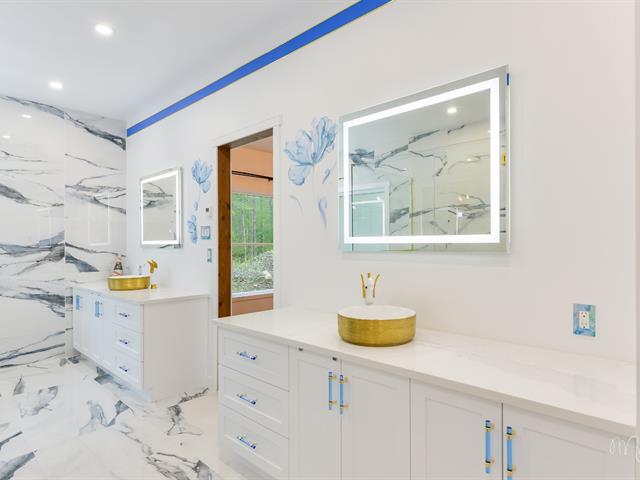 Salle de bains attenante à la CCP