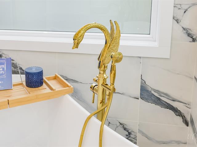 Salle de bains attenante à la CCP