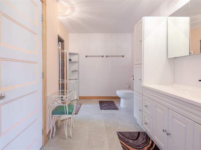 Salle de bains attenante à la CCP