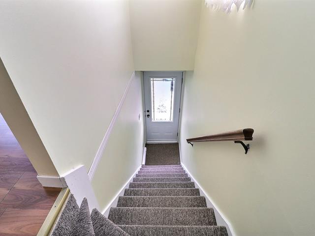 Duplex sold, Bois-des-Filion