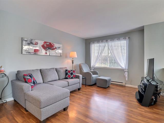 Duplex sold, Bois-des-Filion