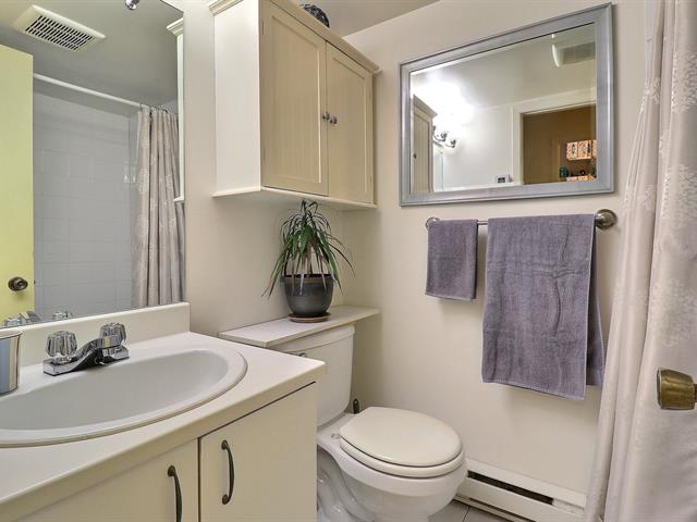Duplex sold, Bois-des-Filion